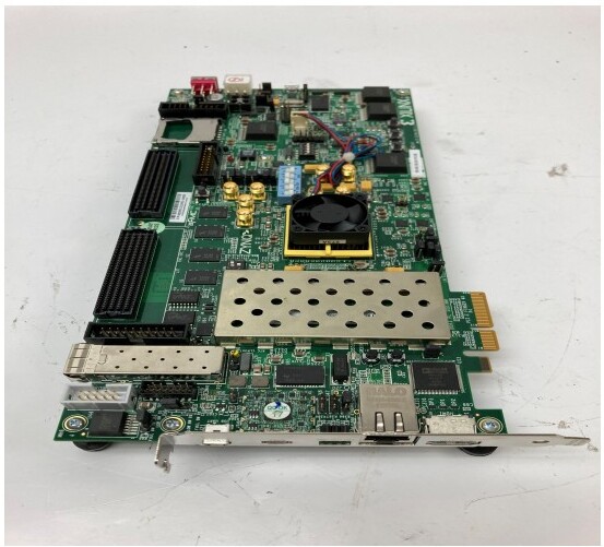 Partial Reconfiguration for Multi-Robot Navigation